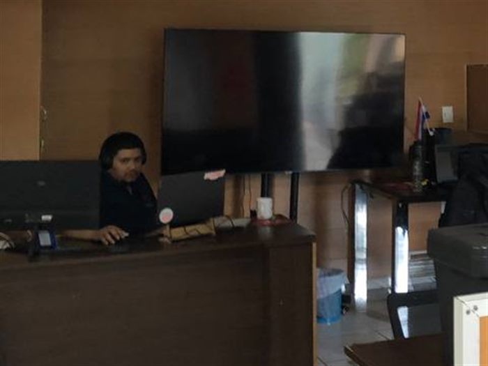 Equipo de NODO trabajando en la oficina